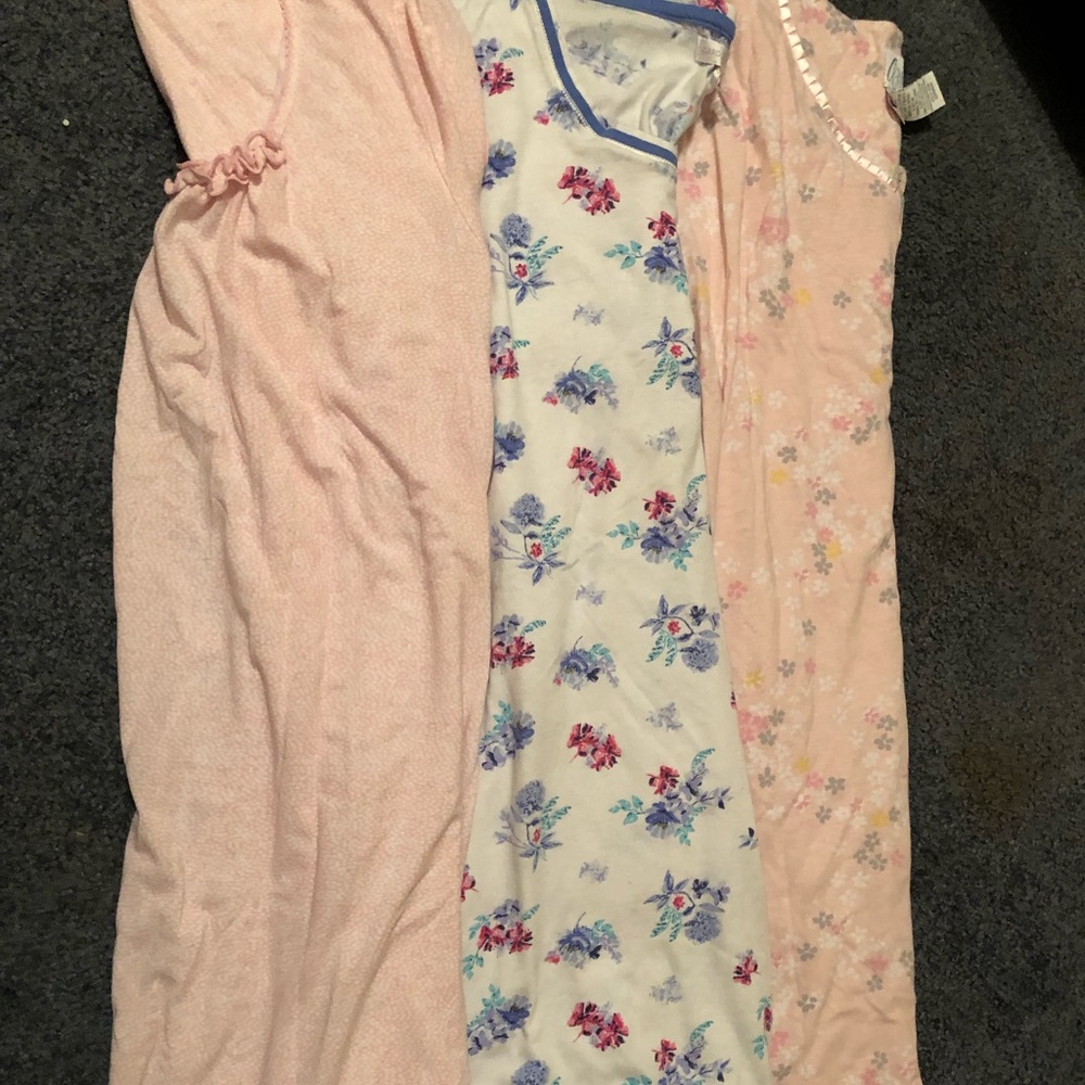 Lot of 3 women’s night dresses. Xl